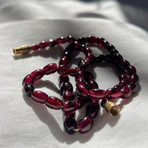 Vintage Garnet beaded necklace